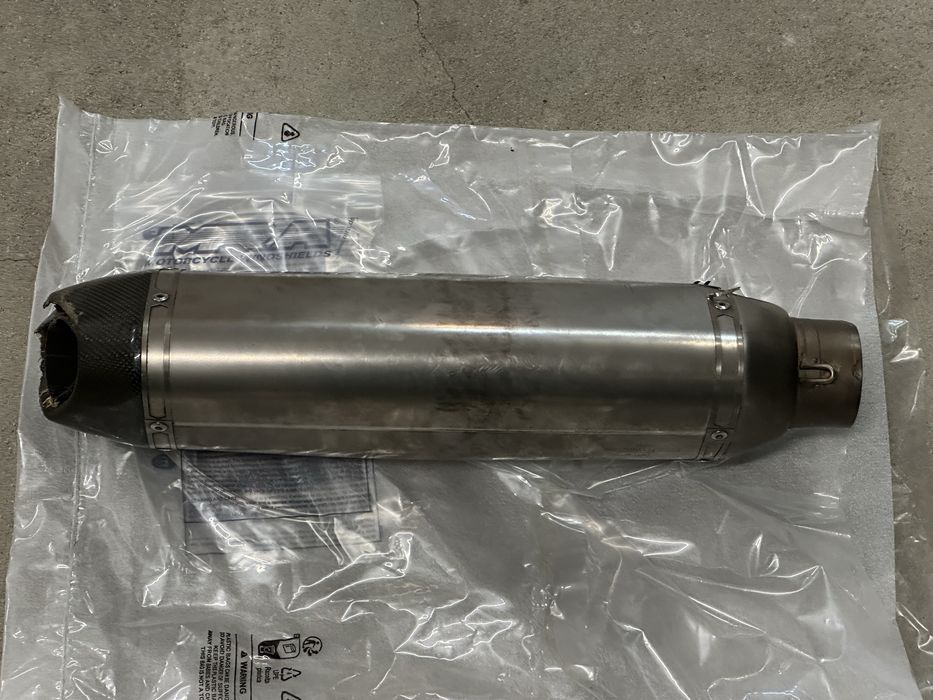 Akrapovic S1000rr / HP4 Competition