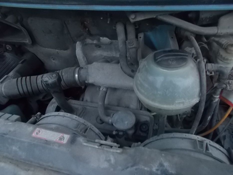 Volkswagen Transporter T4,1,9 diesel zwykły,wspoma,na części