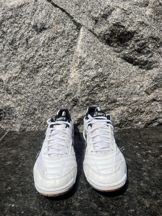 Кровівки Asics (Indoor / Court Shoes)