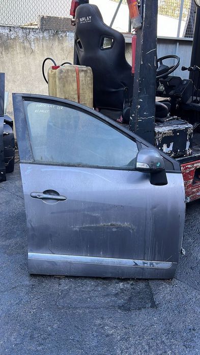 Porta da Frente Direita Renault Scénic
