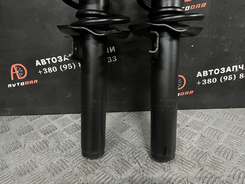 Амортизатори VW Golf 5 6 Plus Audi A3 Seat Leon Стойка Стійка Пружина