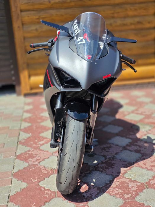 Ducati Panigale v2 2024