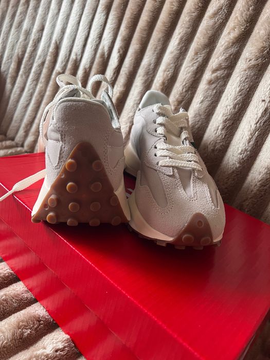 Кросівки New Balance 327