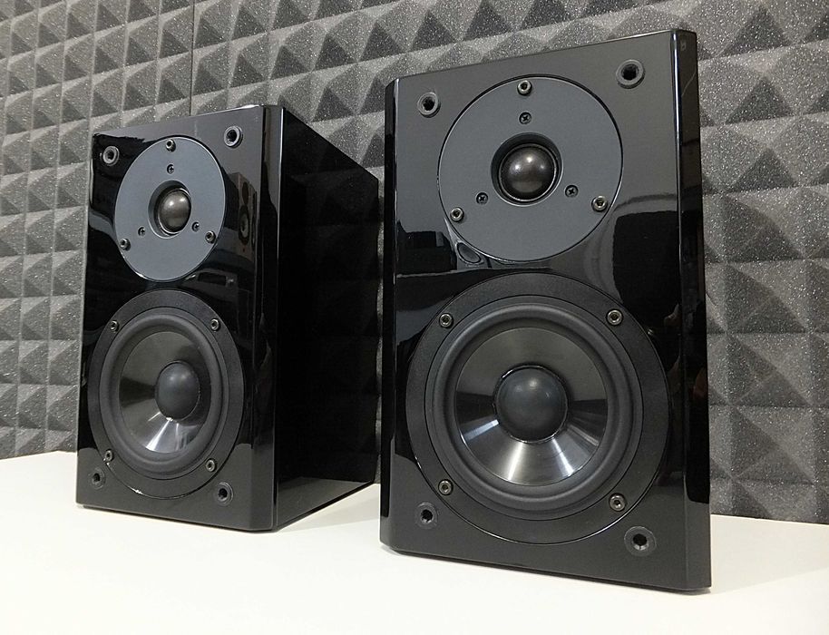 Kolumny głośnikowe monitorki YAMAHA NX-E700 Pianocraft