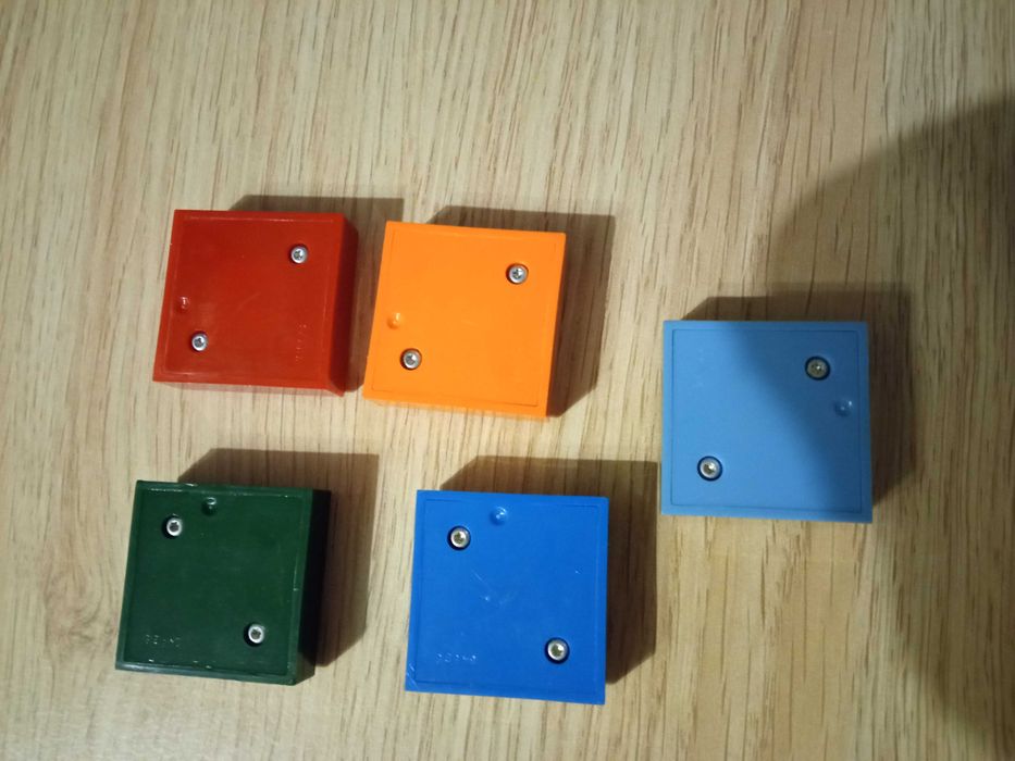 Платформы" LEGO"(магнитные)
