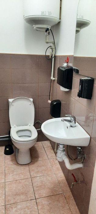 Продаж діючої студії краси в центрі міста