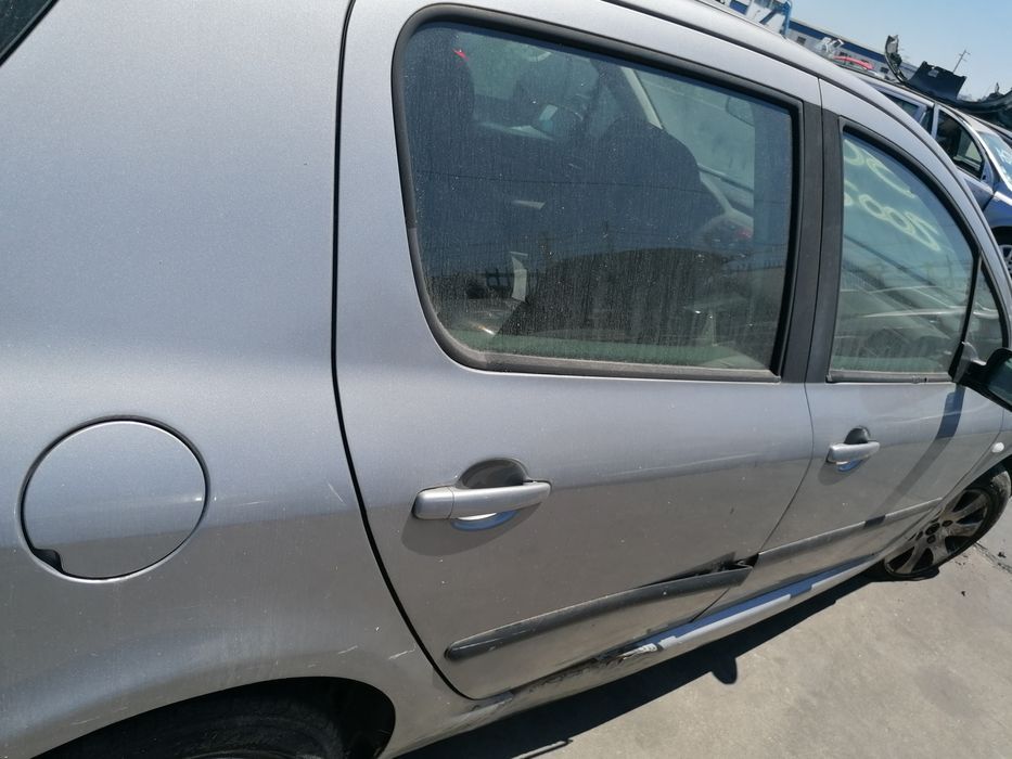 Peugeot 307 /2002 /5 /3/Portas e sw todas as peças destas viaturas