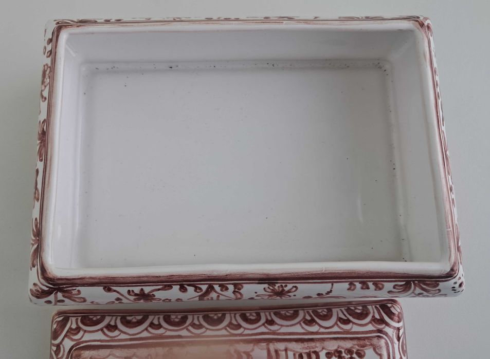 Caixa em Louça Pintura Séc. XVII