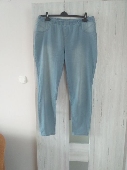 Spodnie damskie jeansy