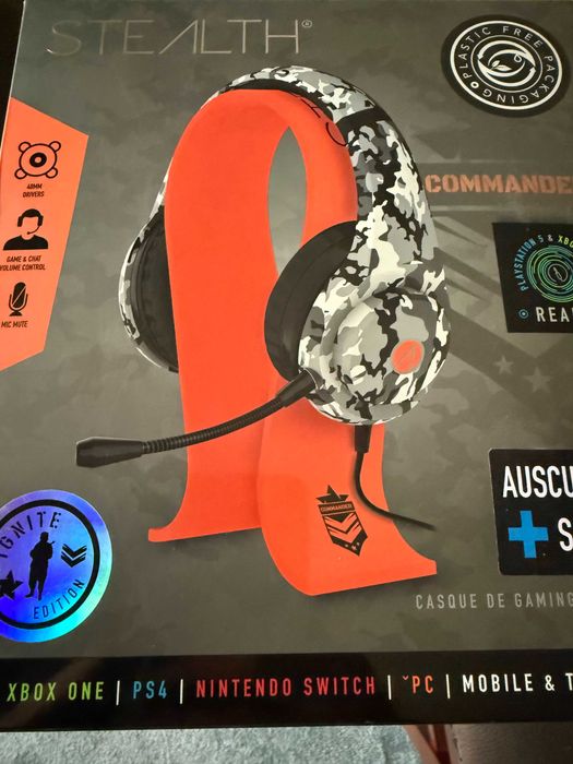 Headset Stealth com suporte