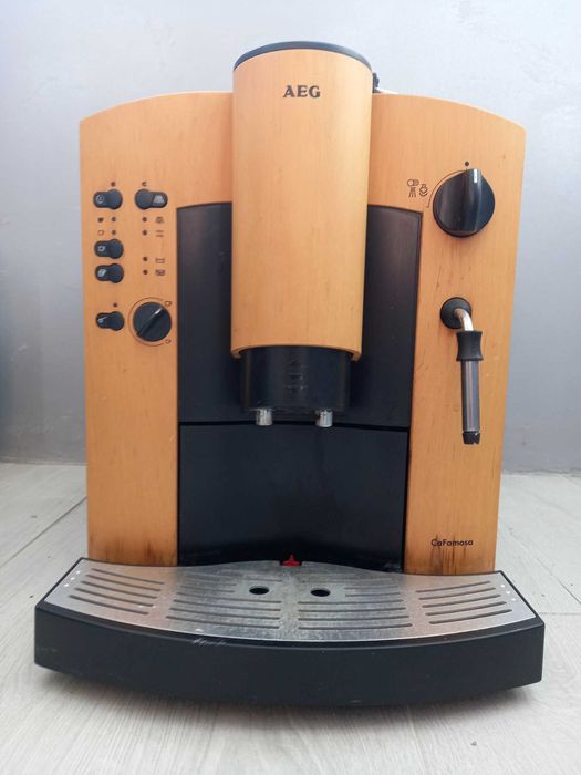 Кавоварка AEG KaFamosa