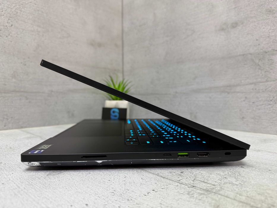 Ігровий ноутбук Razer Blade 16 rz09-0510 | 240hz | OLED | 32gb ddr5 | GeForce | 1tb | i9-14900HX
