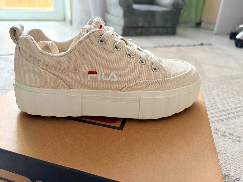 Кеди Fila Sandblast C