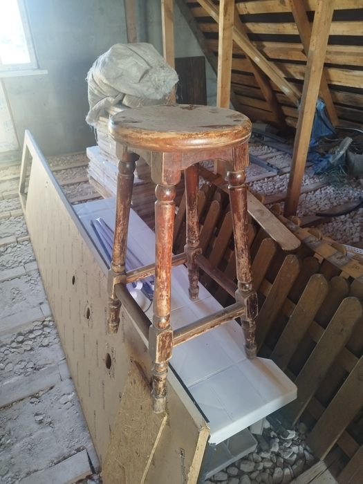 Продам барный стул