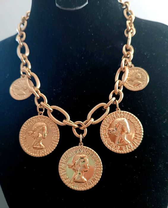 Colar das 5 medalhas