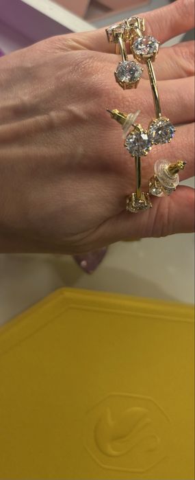 Oryginalne nowe kolczyki Swarovski okazja