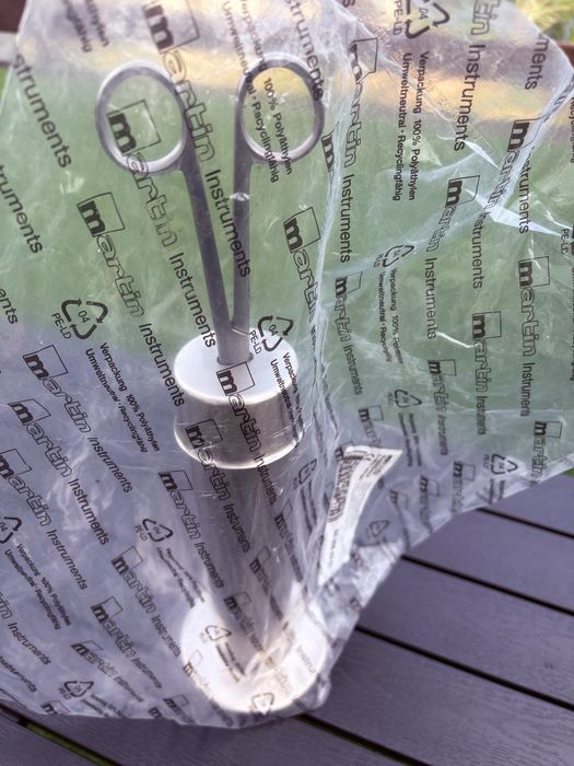 Pęseta antyseptyczna Martin Medizintechnik – zestaw z pojemnikiem