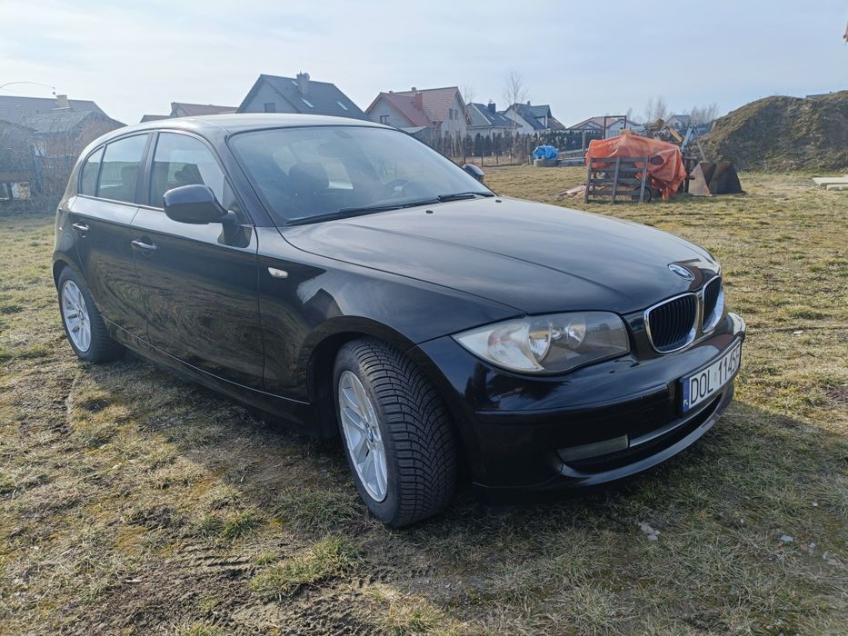 BMW 1 e87 2009 . 2.0d 143 Nowy rozrząd . Zadbany .
