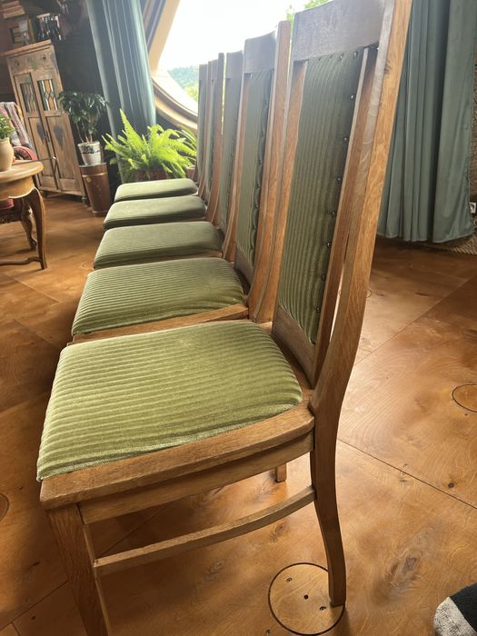 Krzesła do jadalni dębowe stare