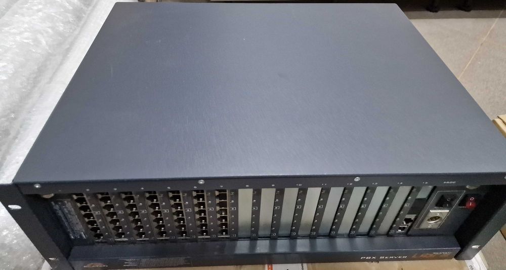 Centrala telefoniczna Platan Libra 6 linii miejskich 40 wew 4 cyfrowe