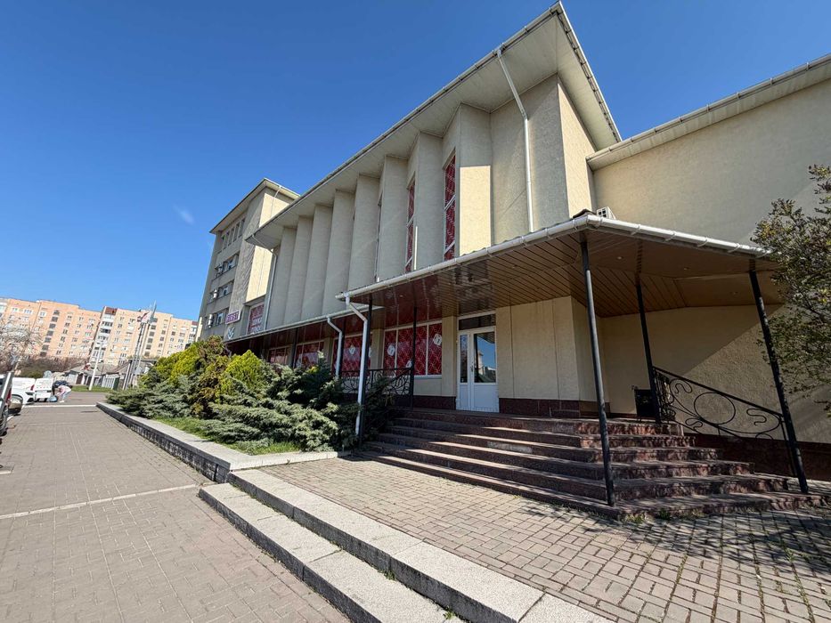 Приміщення вільного призначення в центральній частині міста