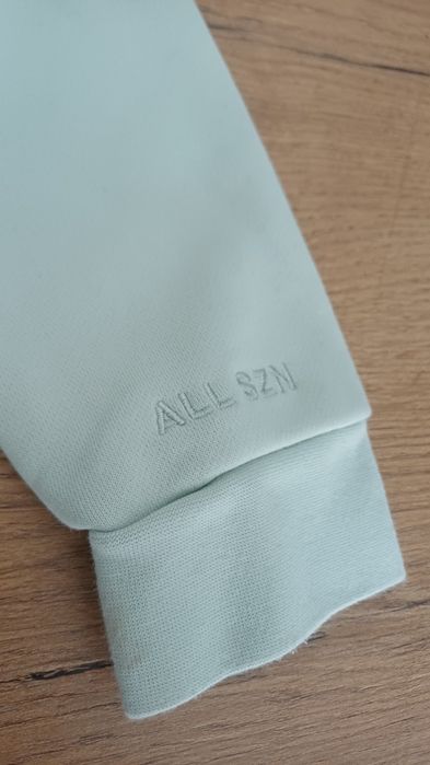 Bluza adidas  dziecięca 140cm