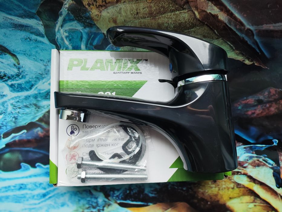 Смеситель для умывальника PLAMIX AFINA 001 white and black