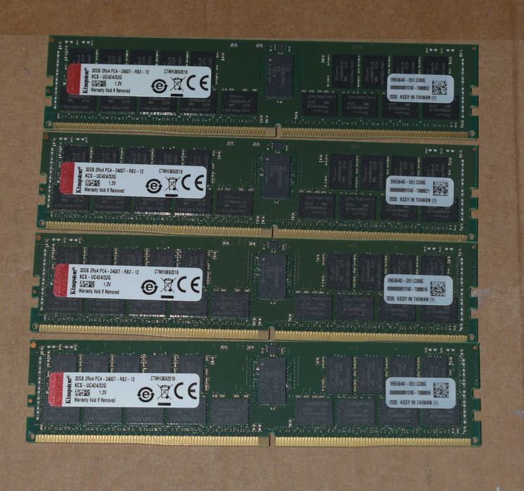 DDR4 Kingston 32GB 2RX4 PC4-2400T-RB2-12 для сервера
