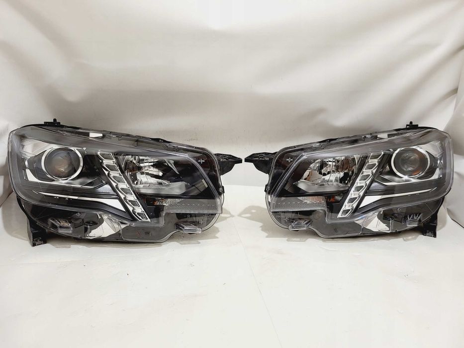 Кришка багажника Peugeot Rifter шрот на інші Пежо розборка запчастини