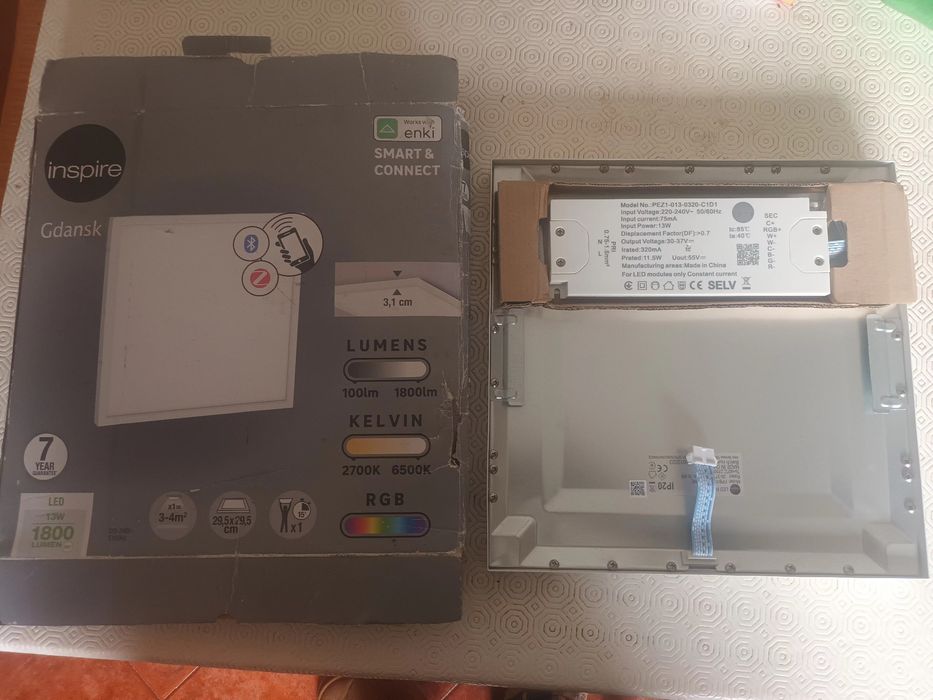 Painel LED inteligente Gdansk da marca Inspire
