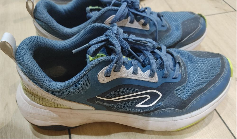 Buty do biegania Kiprun JF190 Grip w kolorze niebieskim 41