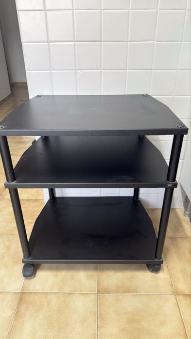 Movel Preto com Rodas 3 Prateleiras