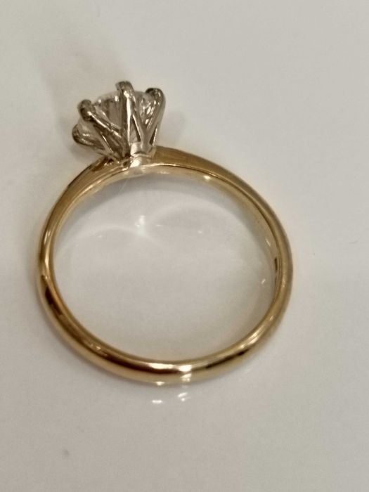 Złoty pierścionek 585 z brylantem 1,40ct (certyfikat )wzór Tiffany