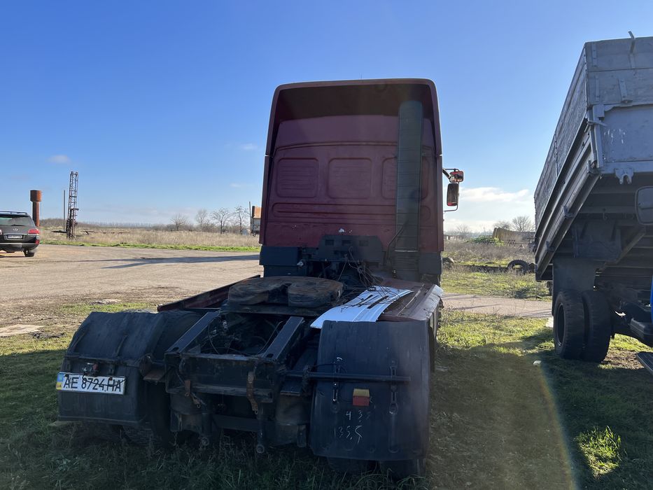 Автотягач ЛИАЗ