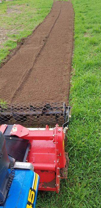 Trawniki minitraktor glebogryzarka, zakładanie, pielegnacja