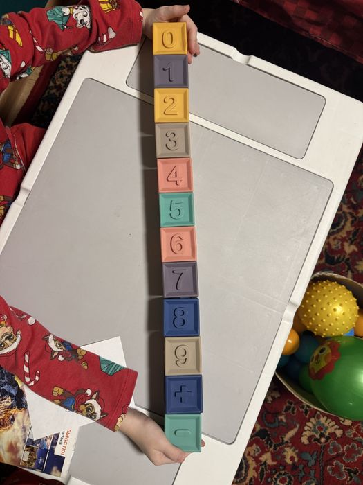 Резинові кубики; моторика