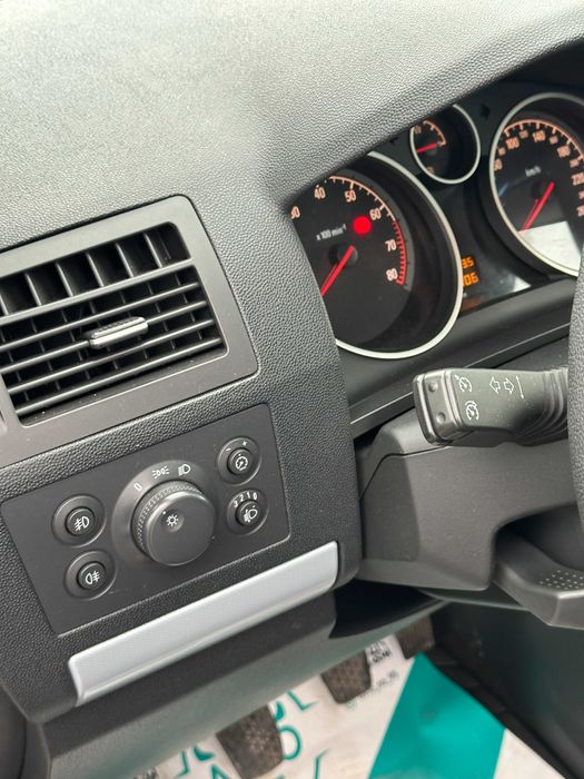 Продам Opel Zafira 2006 рік можлива розстрочка,кредит,обмін!