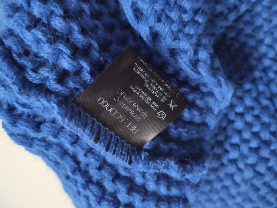 Komin bardzo duży, ciepły, piękny kolor