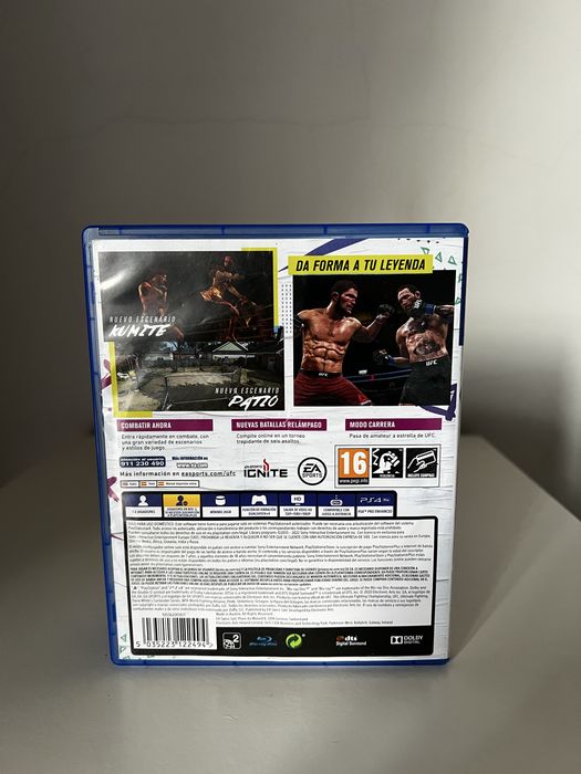 Jogo UFC 4 -Playstation 4