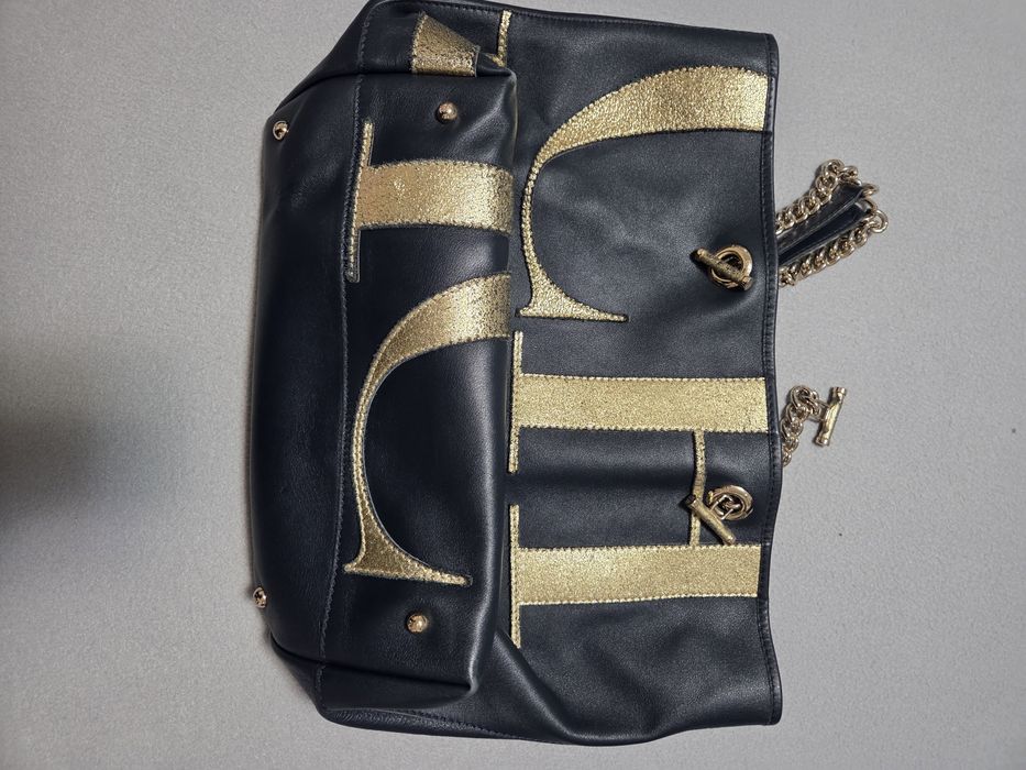 Mala Carolina Herrera