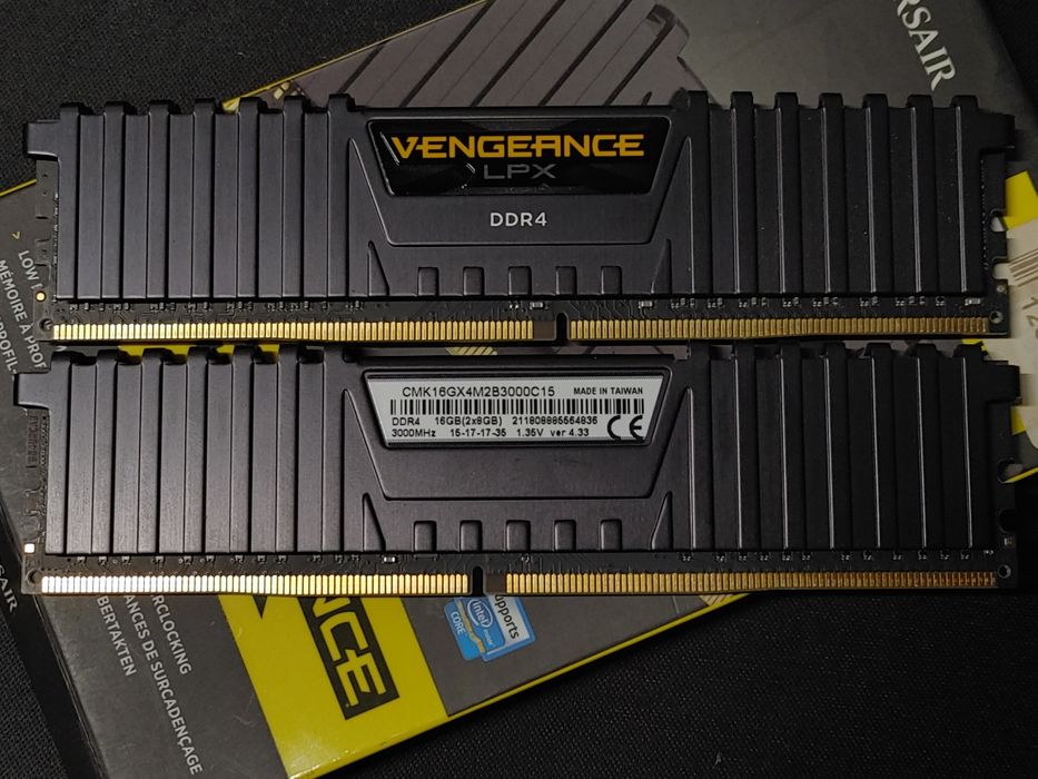 メモリー Vengeance DDR4 8GBx2 4GBx2 24GB 3200 VENGEANCE LPXシリーズ | CORSAIR メモリ | 株式会社アスク