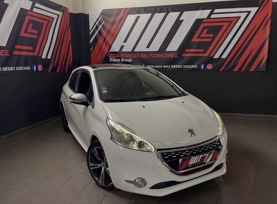 Peugeot 208 GTI 1.6 THP 200CV — photo 2