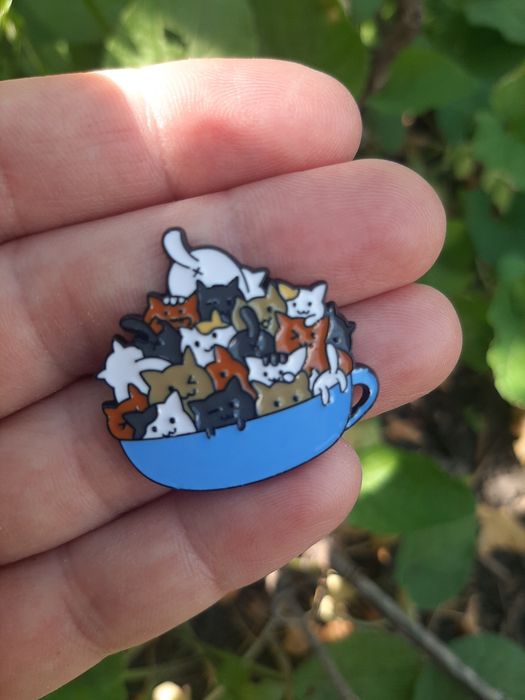 Значок кіт котик коти чашка