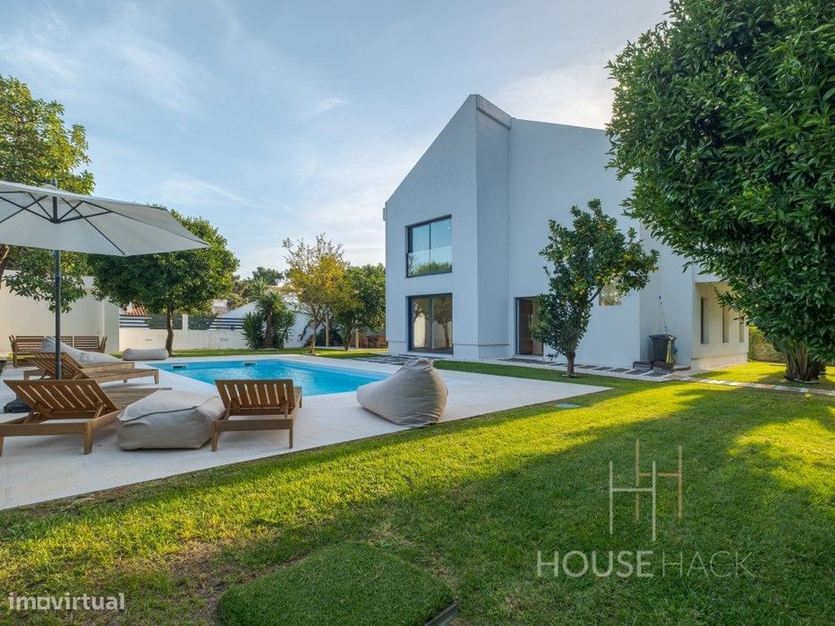 Moradia isolada T6 com Piscina | Aroeira Central | 4 Suites