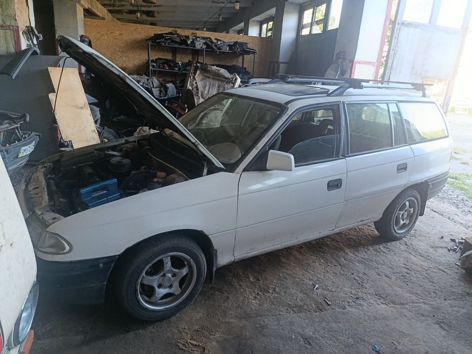 Запчастини опель астра ф 1.6