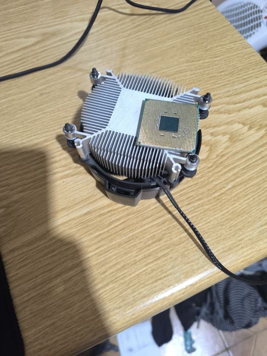 Ryzen 5 4600 + cooler