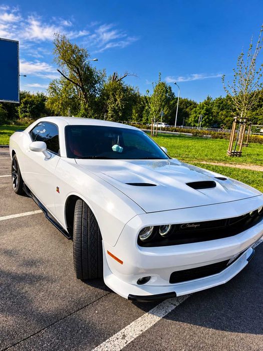 Dodge challenger 6,4 Scat Pack