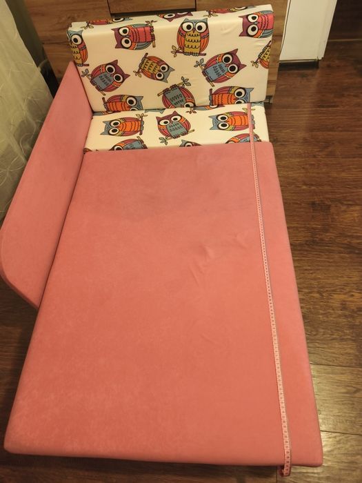 Fotel, łóżko dziecięce