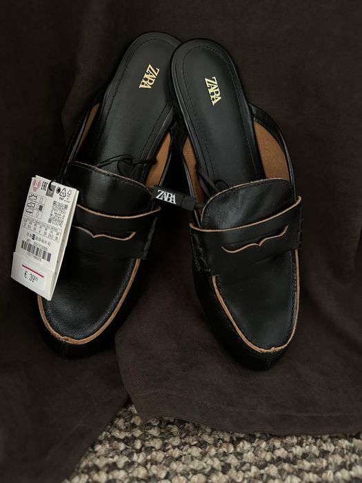 Жіночі мюлі Zara