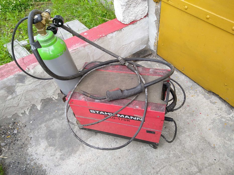 Spawarka MIG MAG 230V do spawania z gazem lub bez